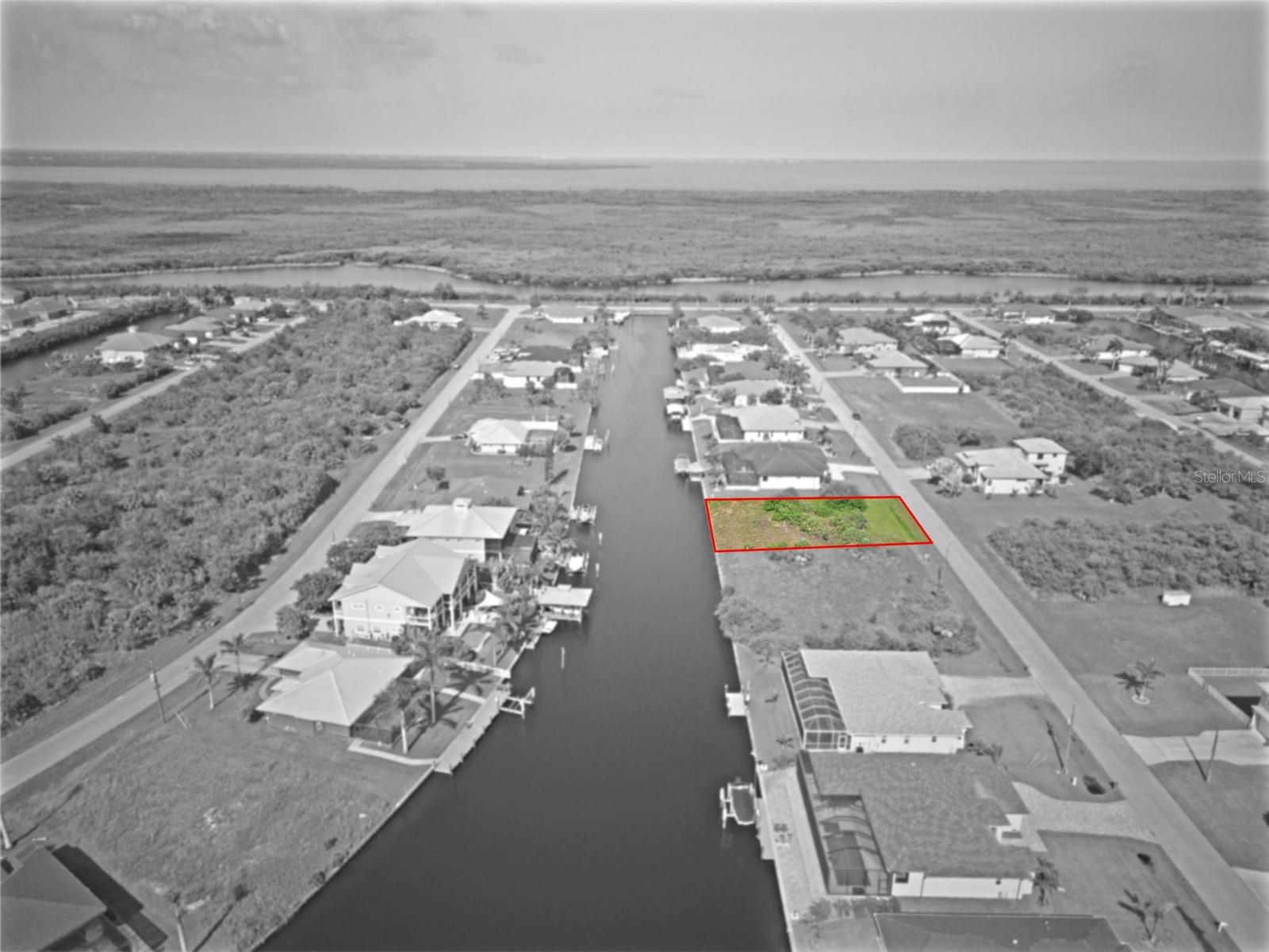 PORT CHARLOTTE SEC 093 - Land