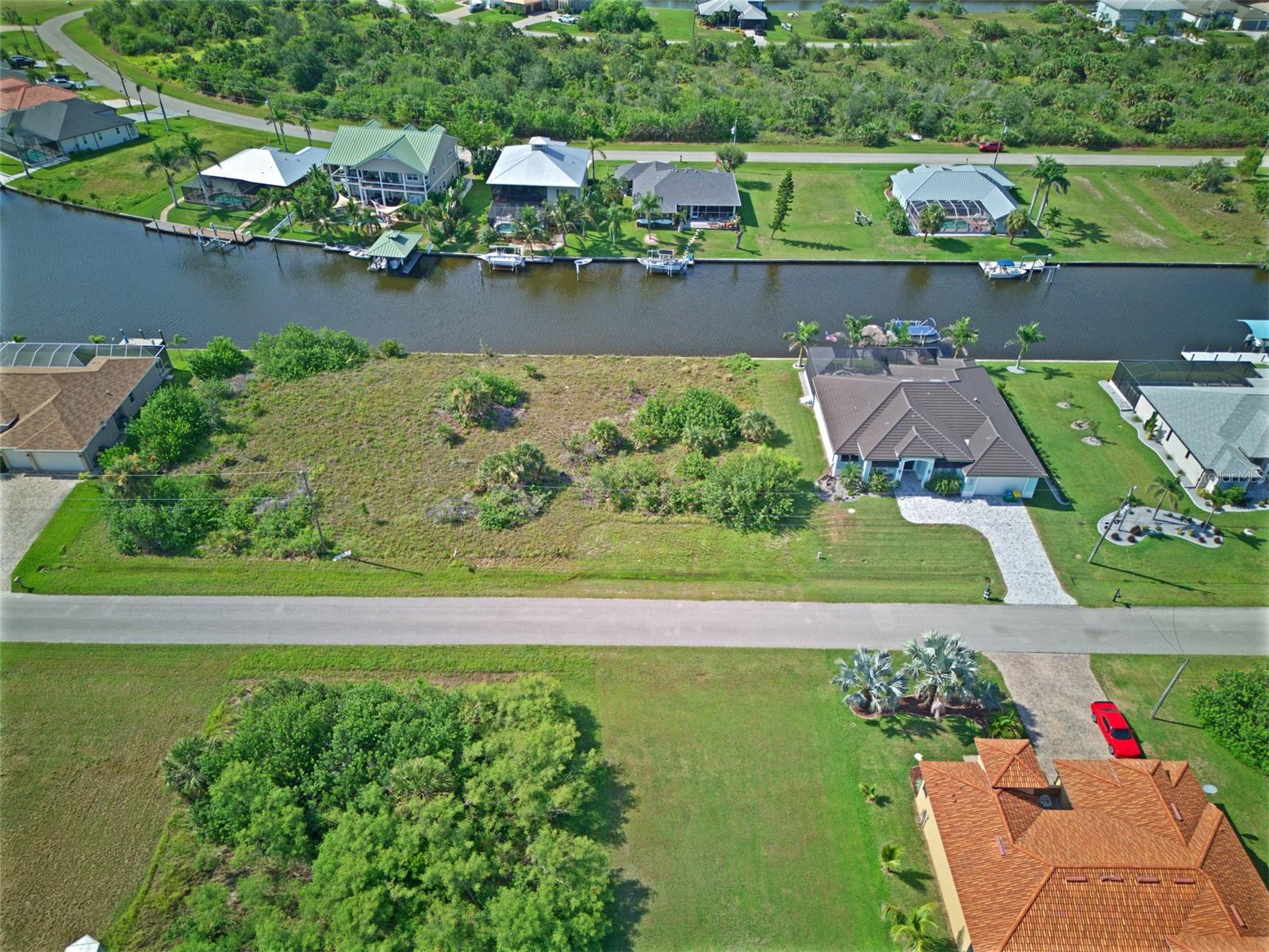 PORT CHARLOTTE SEC 093 - Land