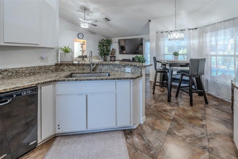 Tiny photo for 4470 SW 132 Place, Ocala, FL 34473 (MLS # OM733117)