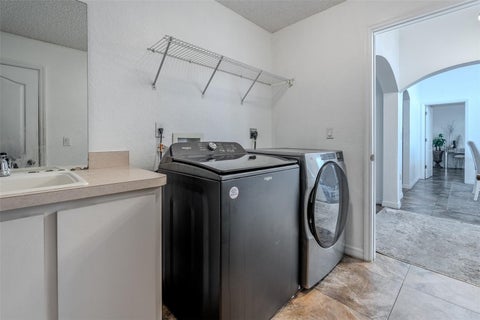 Tiny photo for 4470 SW 132 Place, Ocala, FL 34473 (MLS # OM733117)