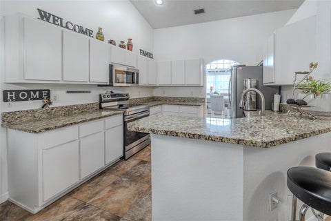 Tiny photo for 4470 SW 132 Place, Ocala, FL 34473 (MLS # OM733117)