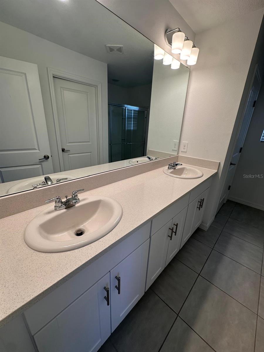 MARION CREEK ESTATES - Residential Lease