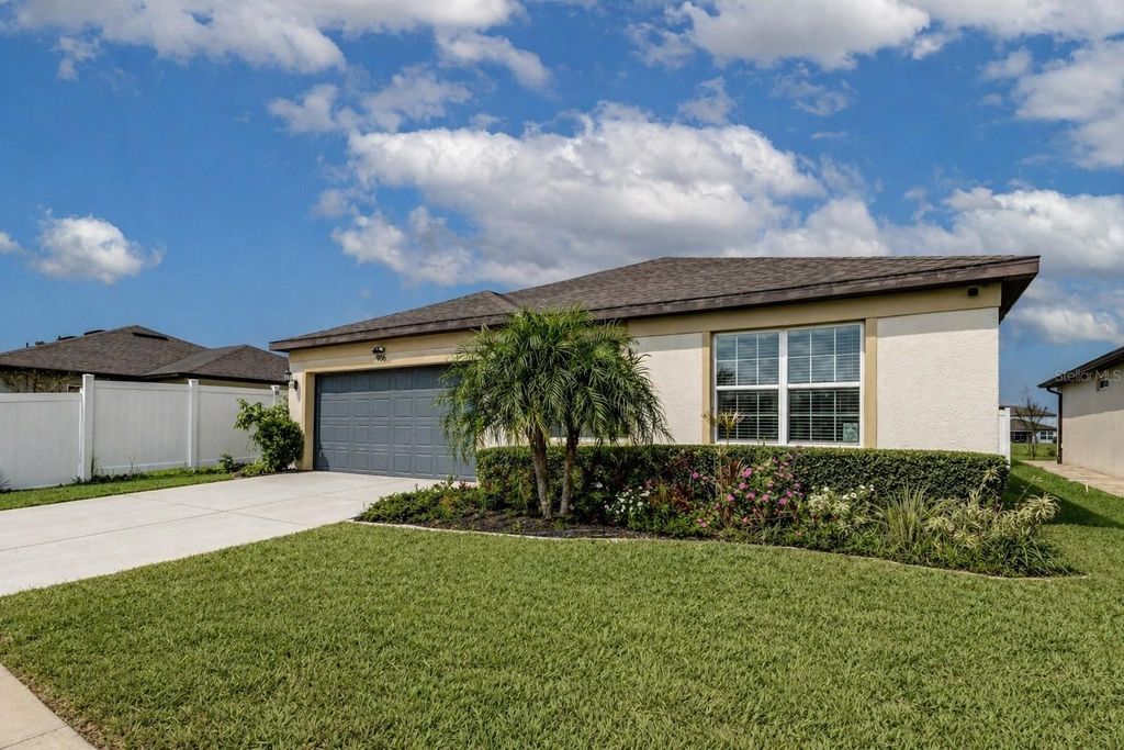 Photo of 906 Swaying Sawgrass Avenue, Ruskin, FL 33570 (MLS # TB8486651)