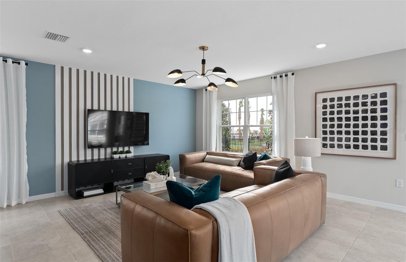 1024 LEMONGRASS ALLEY