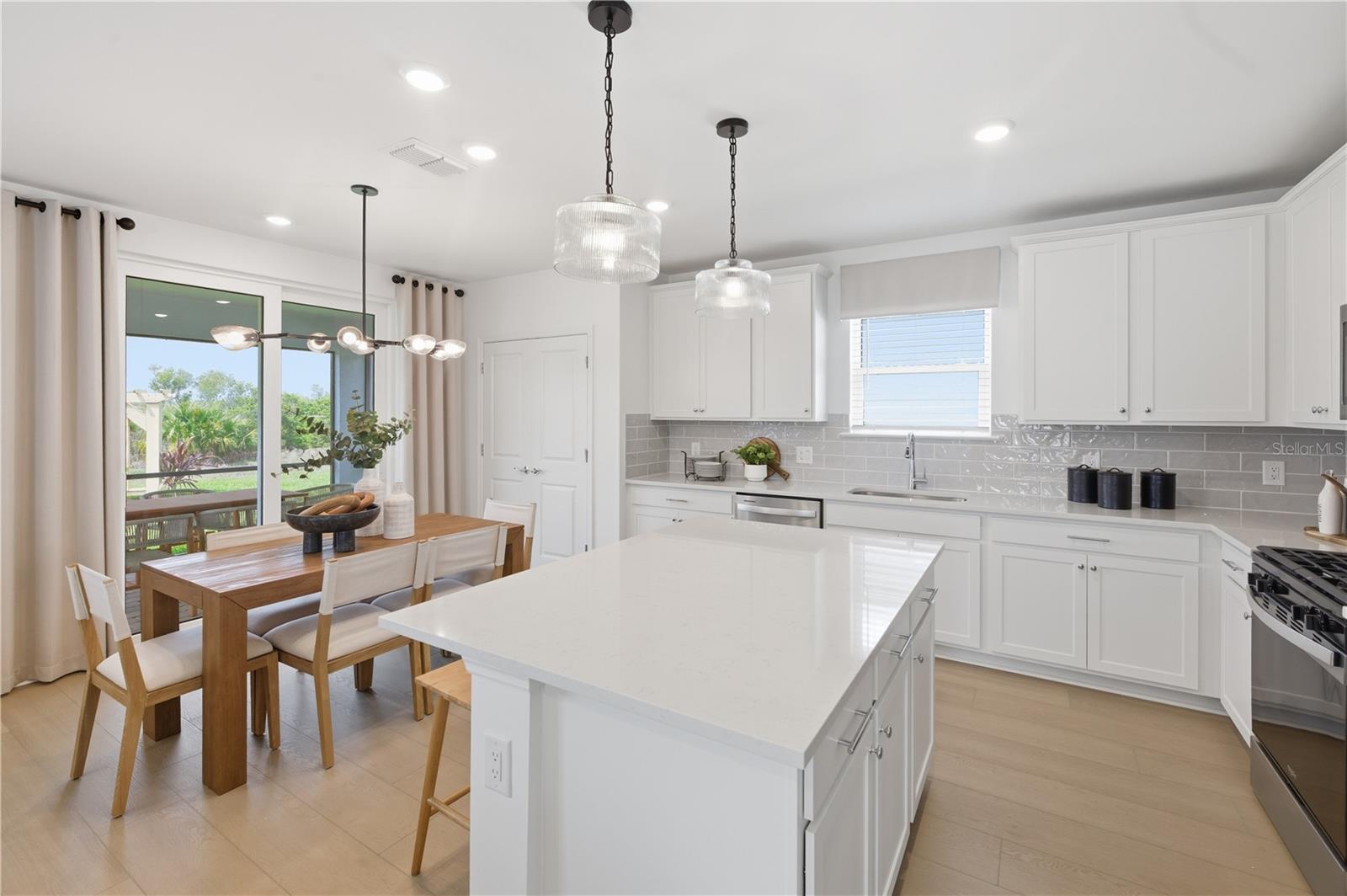 805 BALLEBY TRAIL