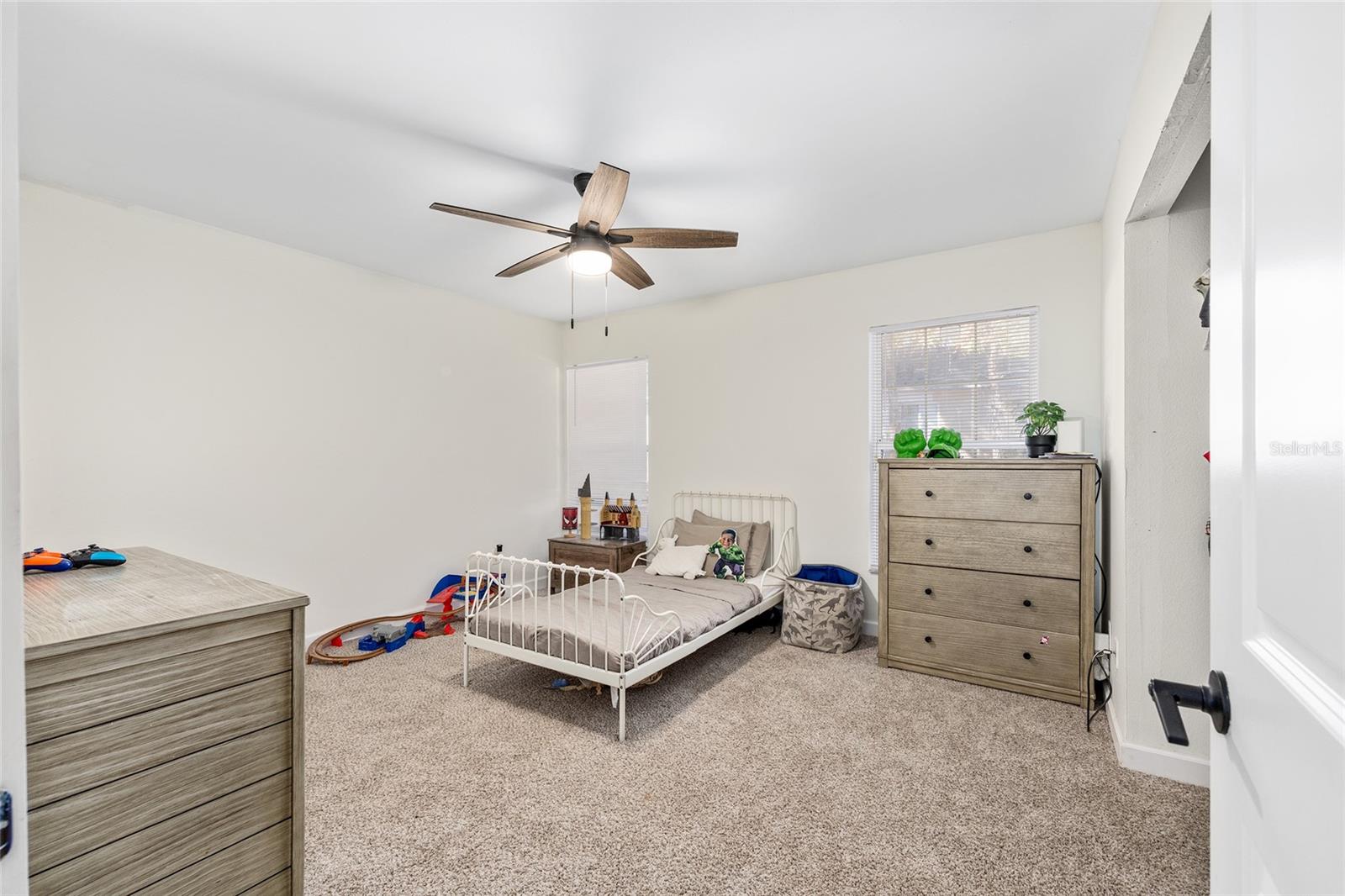 SILVER SPGS SHORES UN 07 - Residential