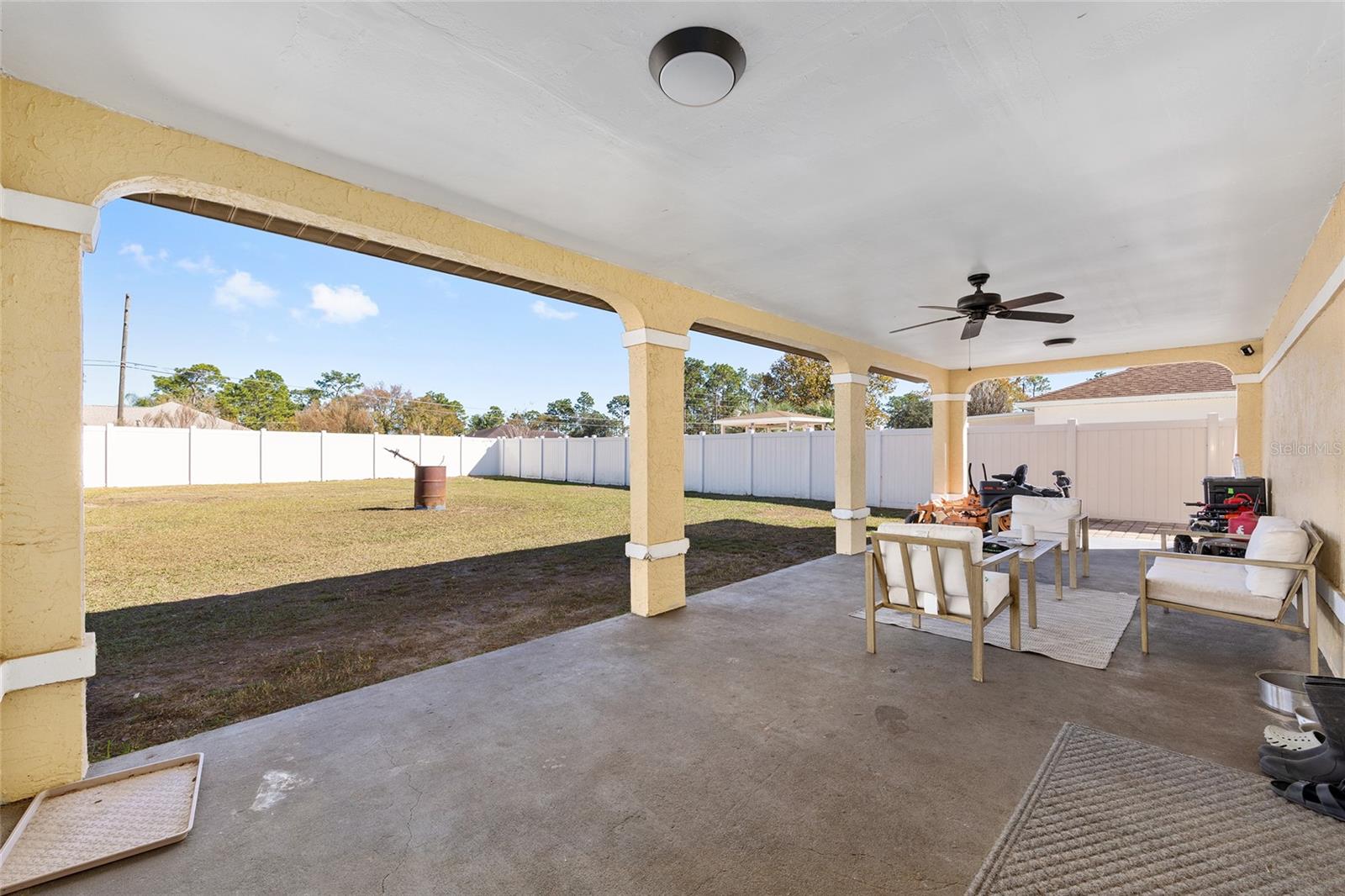 SILVER SPGS SHORES UN 07 - Residential