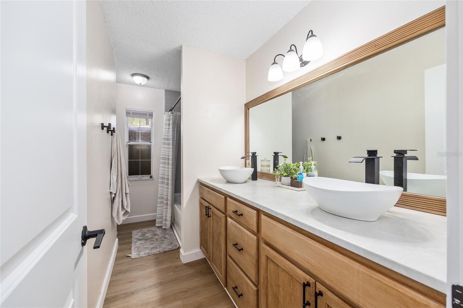 SILVER SPGS SHORES UN 07 - Residential