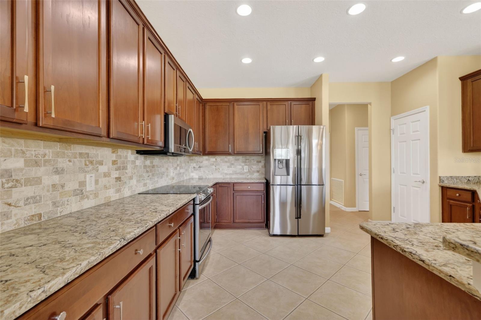 STONE CREEK BY DEL WEBB-BUCKHEAD - Residential