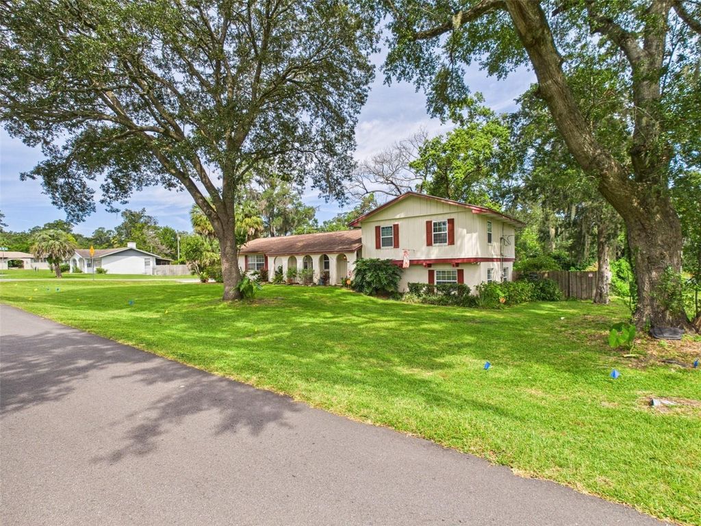 Photo of 3201 SE 34th Street, Ocala, FL 34471 (MLS # G5102642)