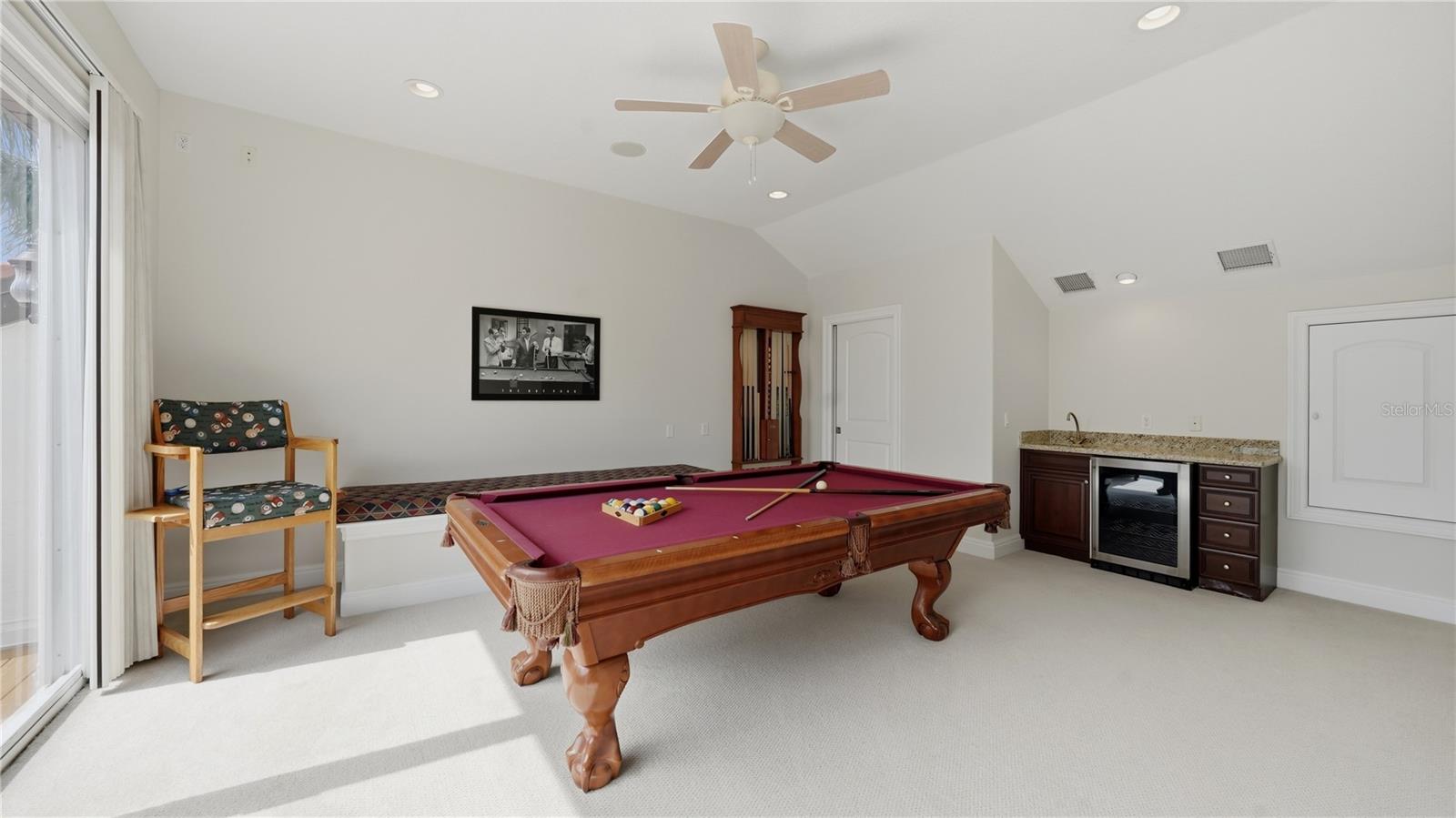 SOUTHPOINTE SHORES UNIT 1 - Residential