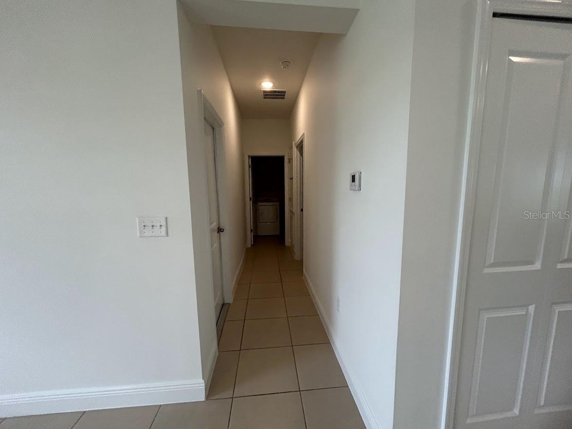 MARION OAKS UN 03 - Residential Lease