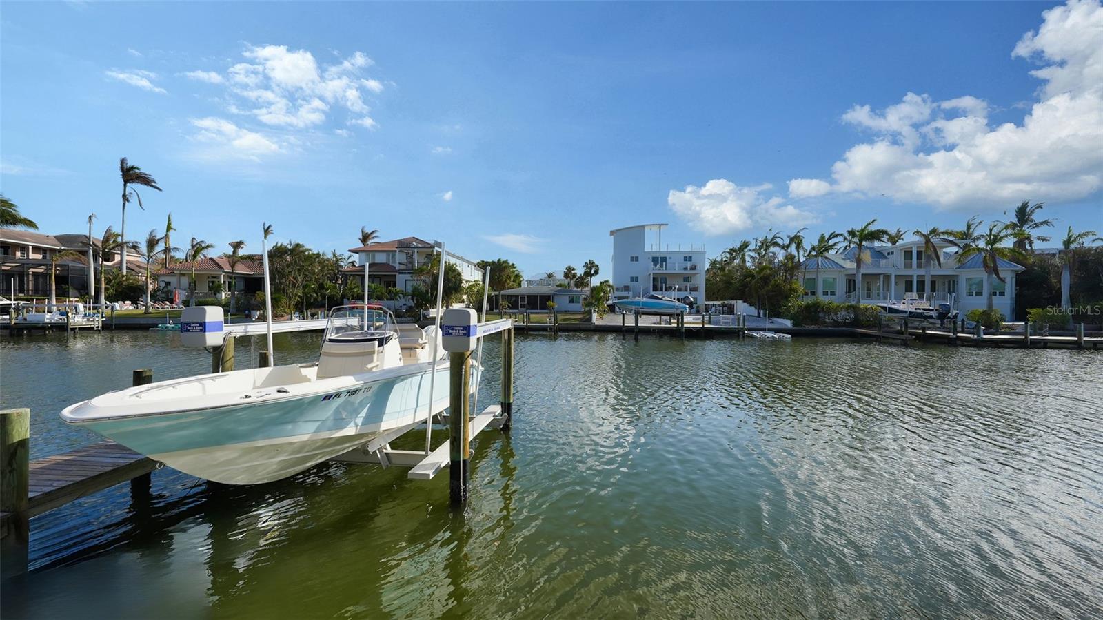 SAINT ARMANDS DIV JOHN RINGLING ESTATES - Residential