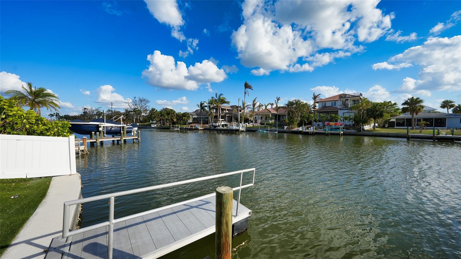 SAINT ARMANDS DIV JOHN RINGLING ESTATES - Residential