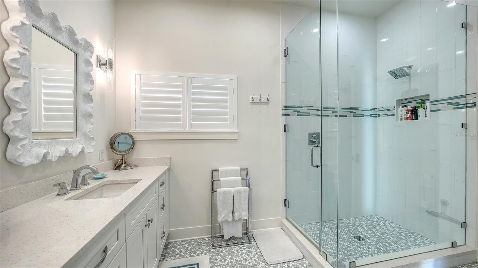 SAINT ARMANDS DIV JOHN RINGLING ESTATES - Residential