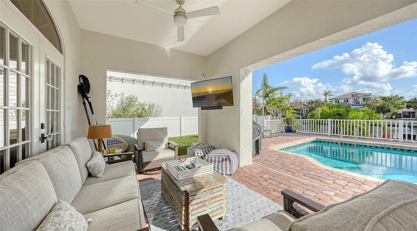 SAINT ARMANDS DIV JOHN RINGLING ESTATES - Residential