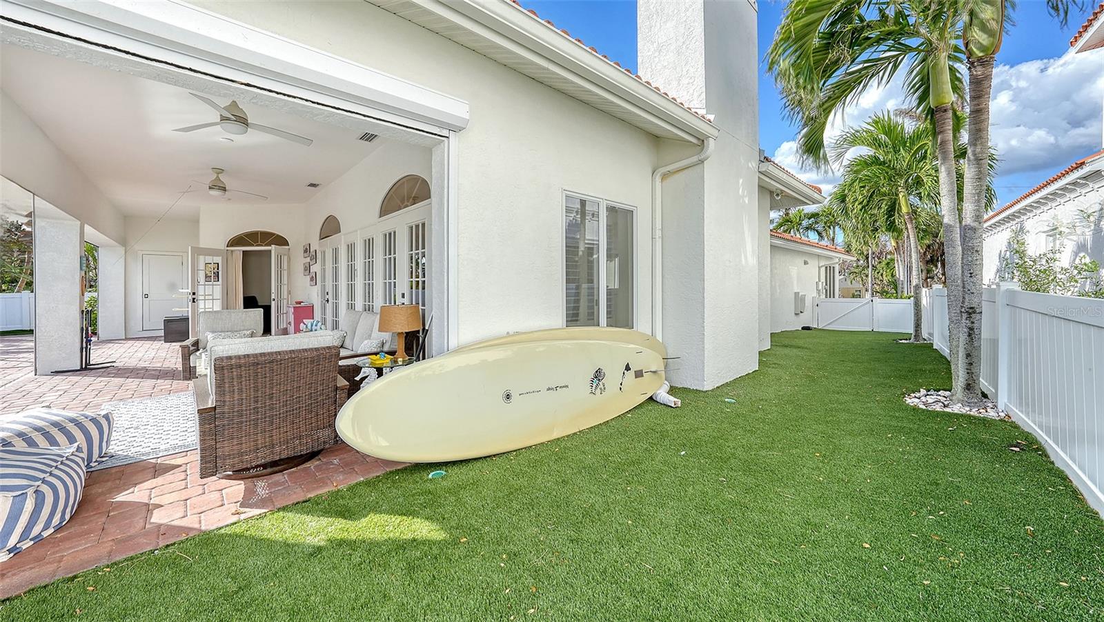 SAINT ARMANDS DIV JOHN RINGLING ESTATES - Residential