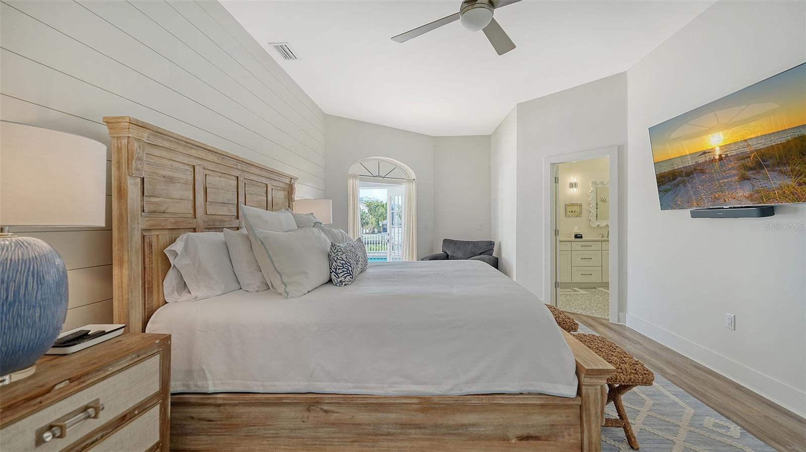 SAINT ARMANDS DIV JOHN RINGLING ESTATES - Residential