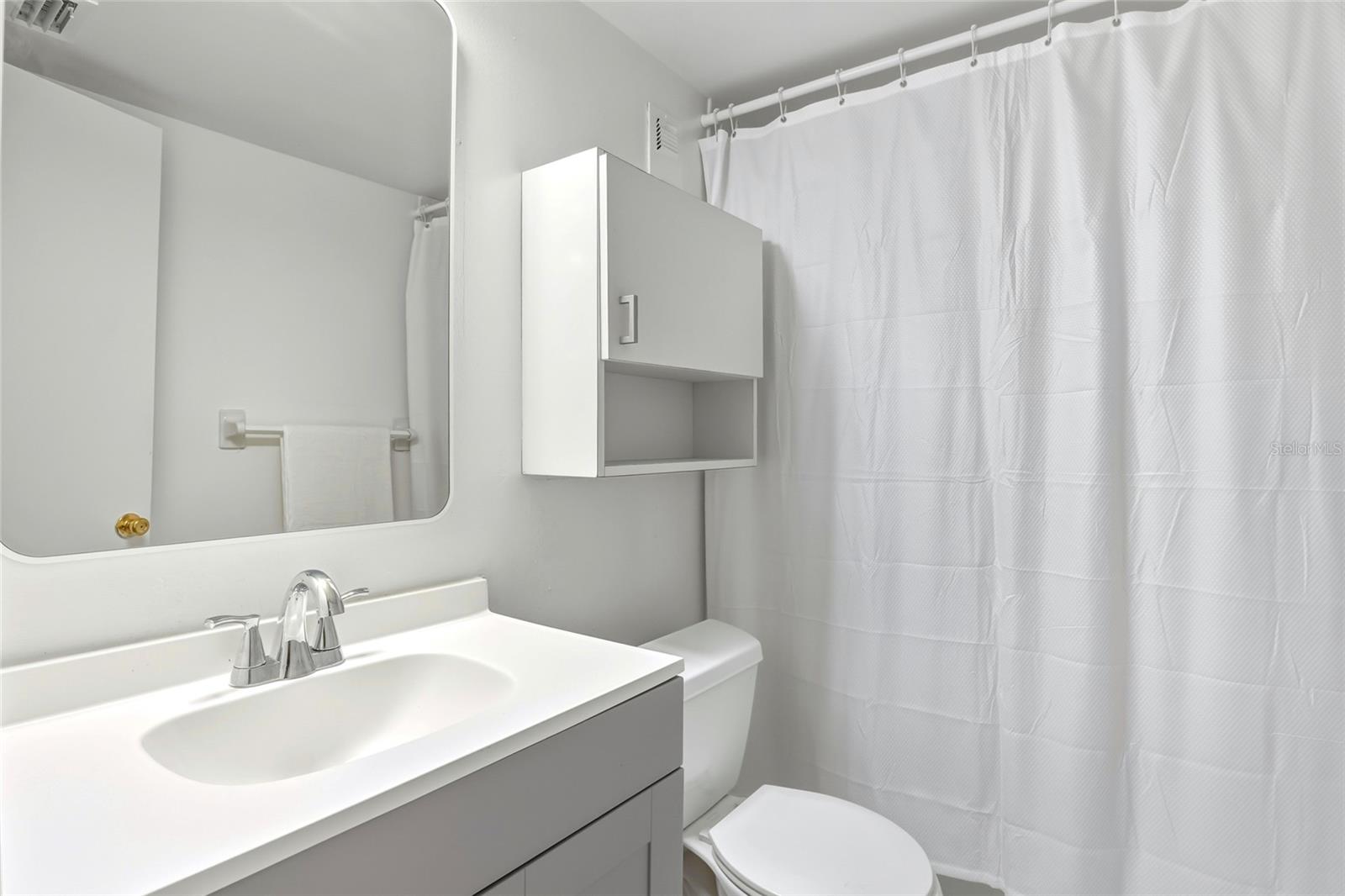 WIMBLEDON PARK CONDO 01 - Residential