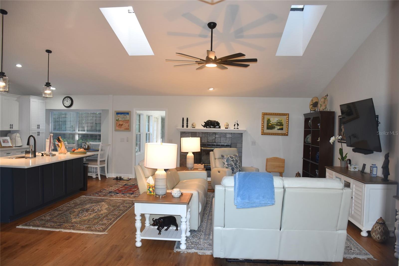 THE RESERVE - Residential Lease