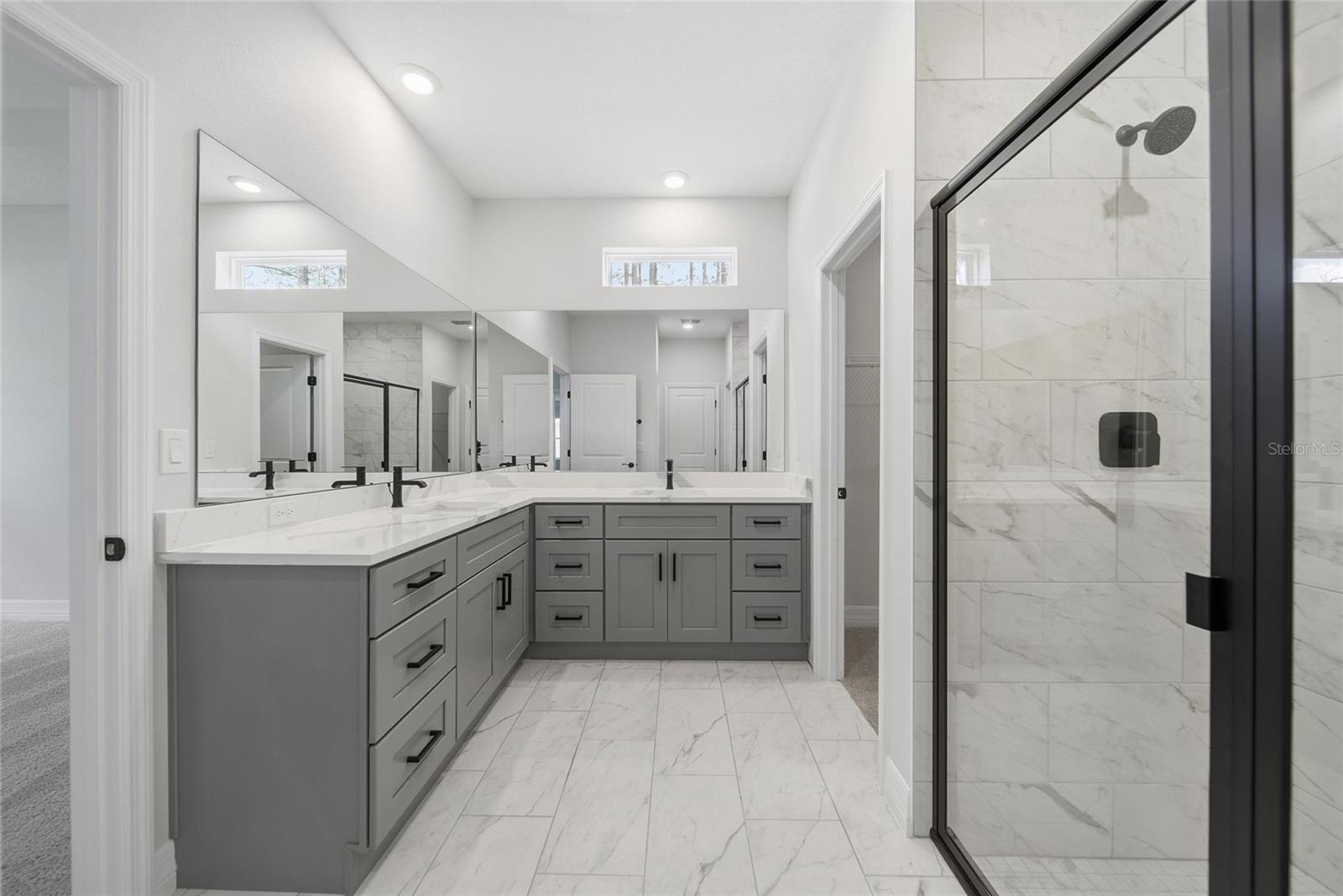 MARION OAKS UN 10 - Residential