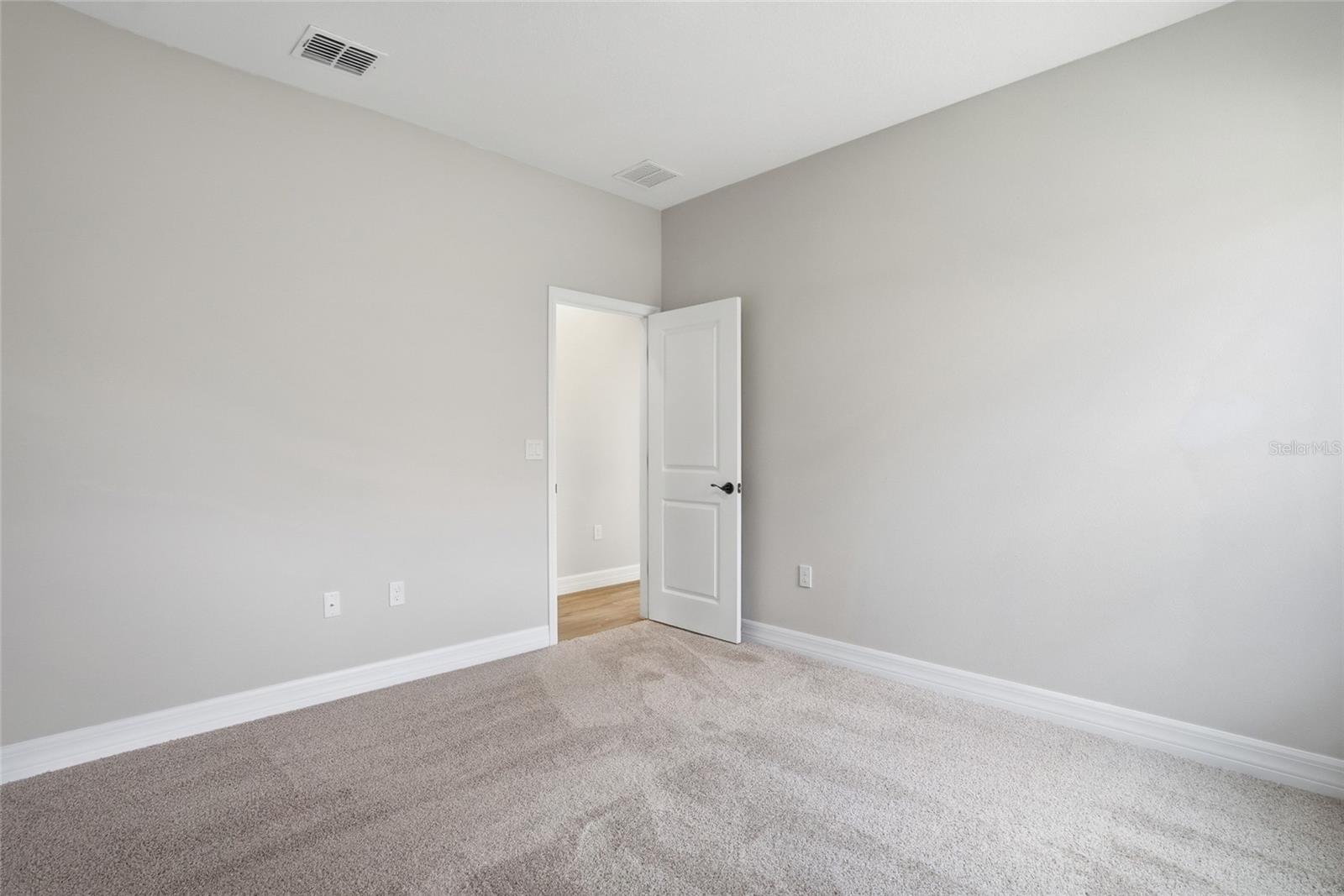 MARION OAKS UN 10 - Residential