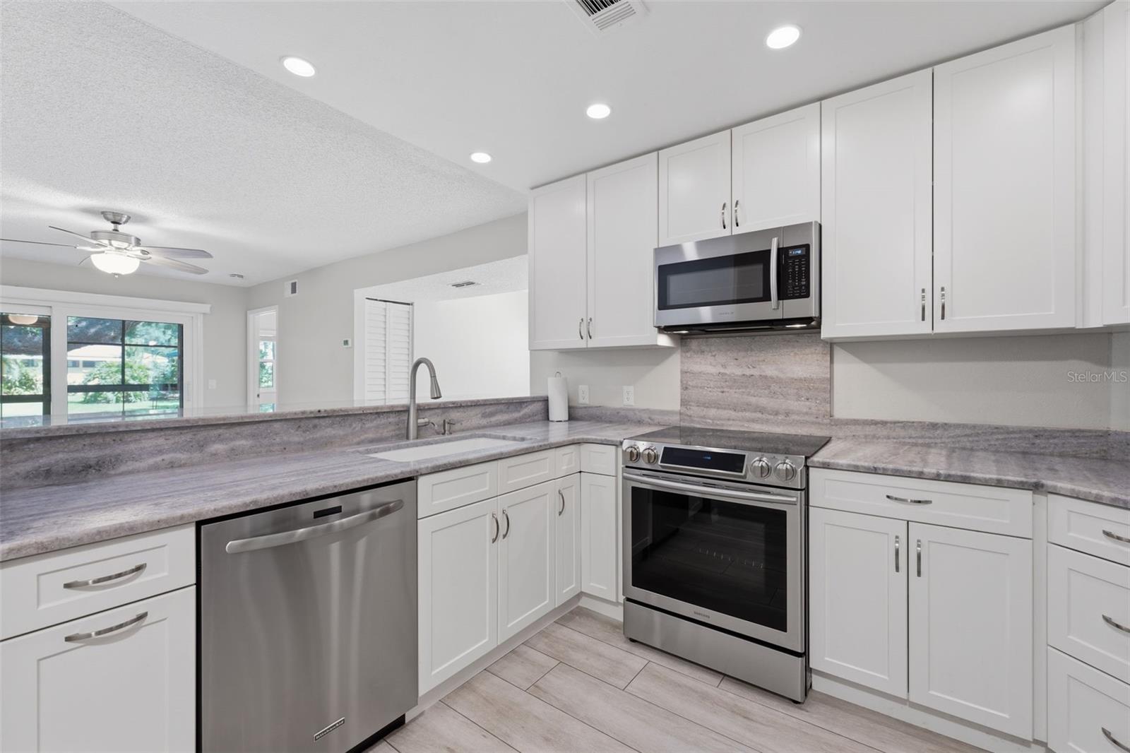 ARBOR GROVE CONDO - Residential