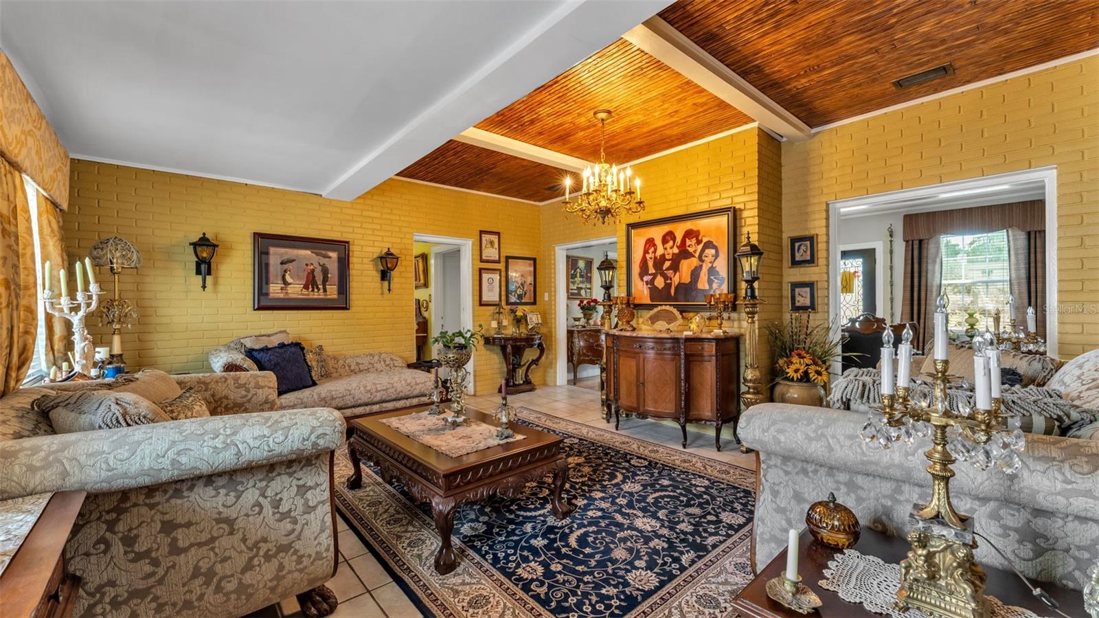 KENWITH COURT - Residential