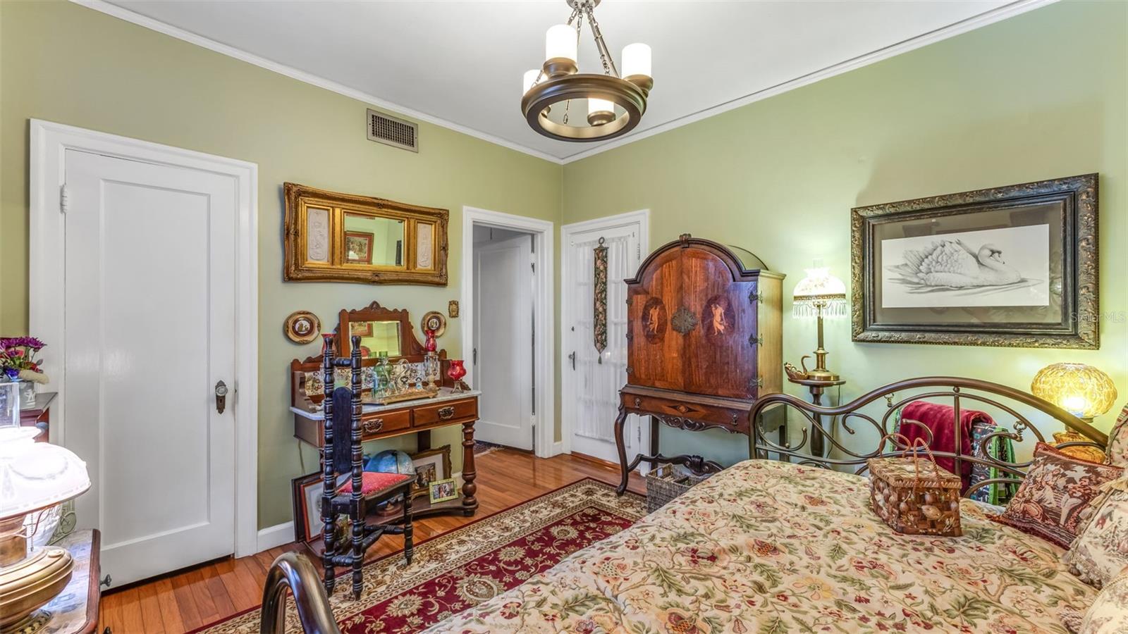 KENWITH COURT - Residential