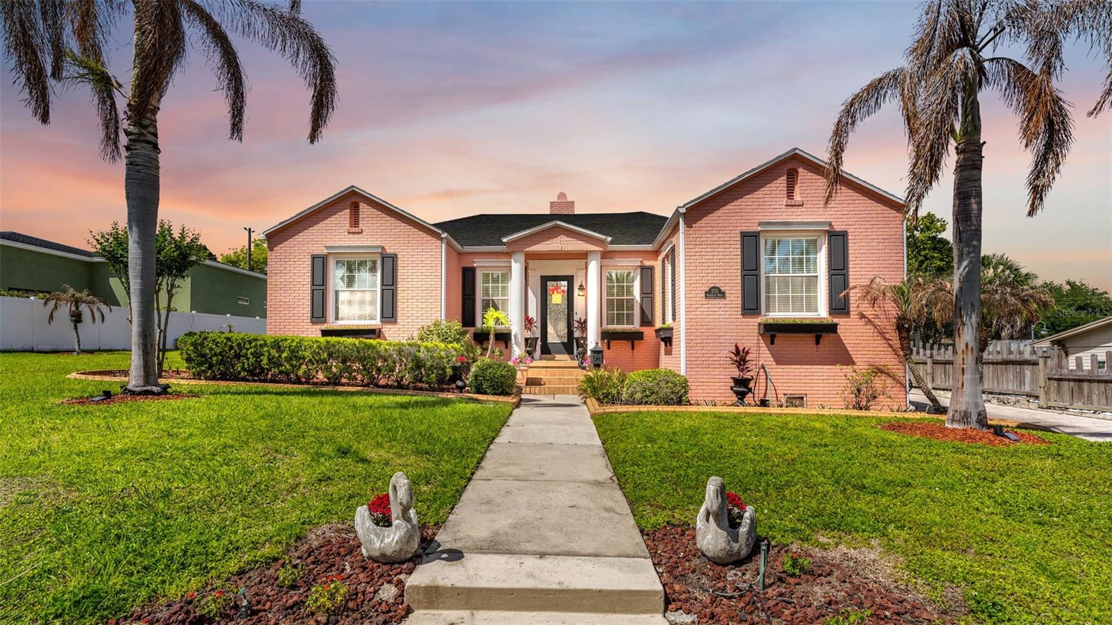 KENWITH COURT - Residential