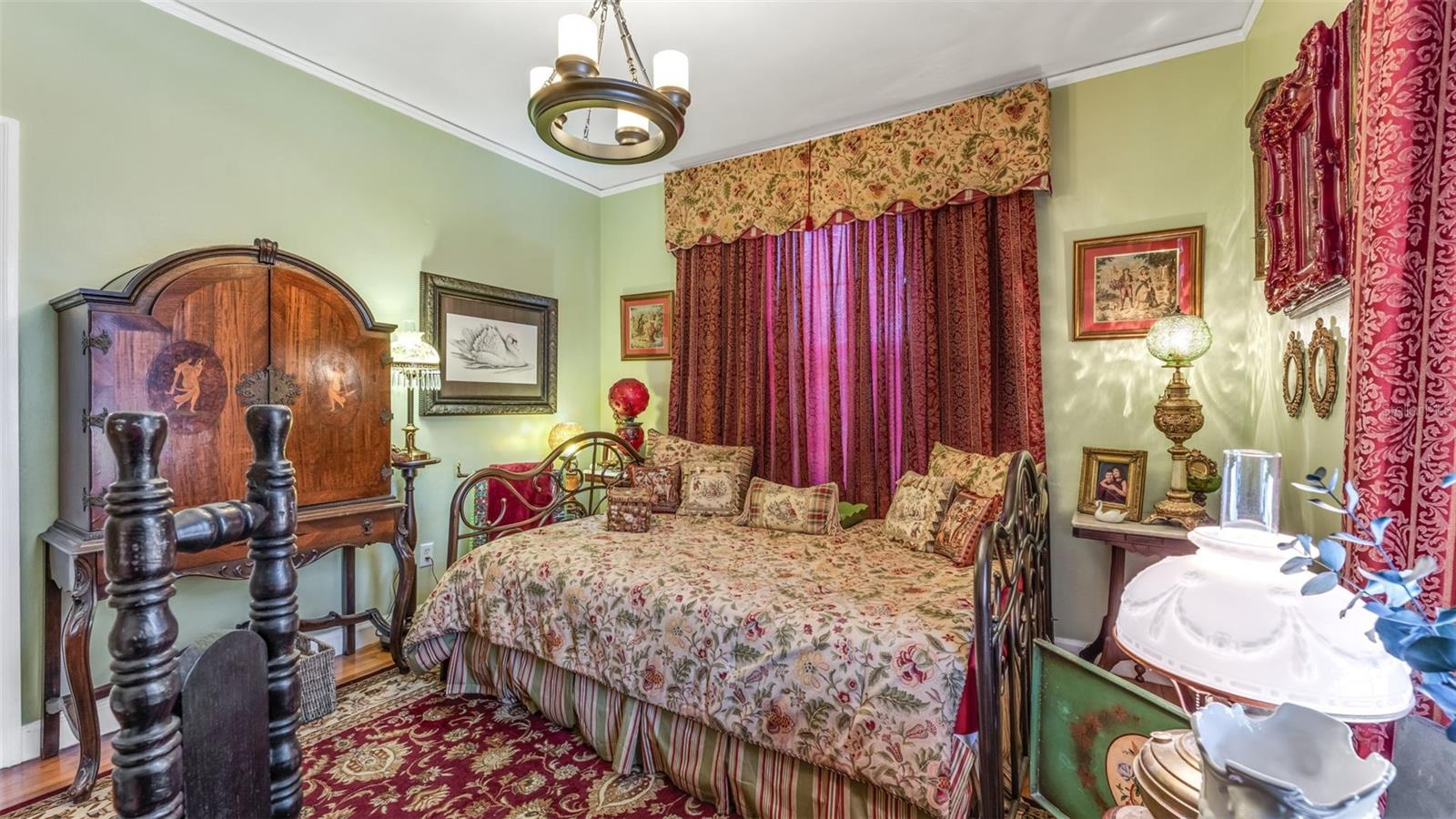 KENWITH COURT - Residential