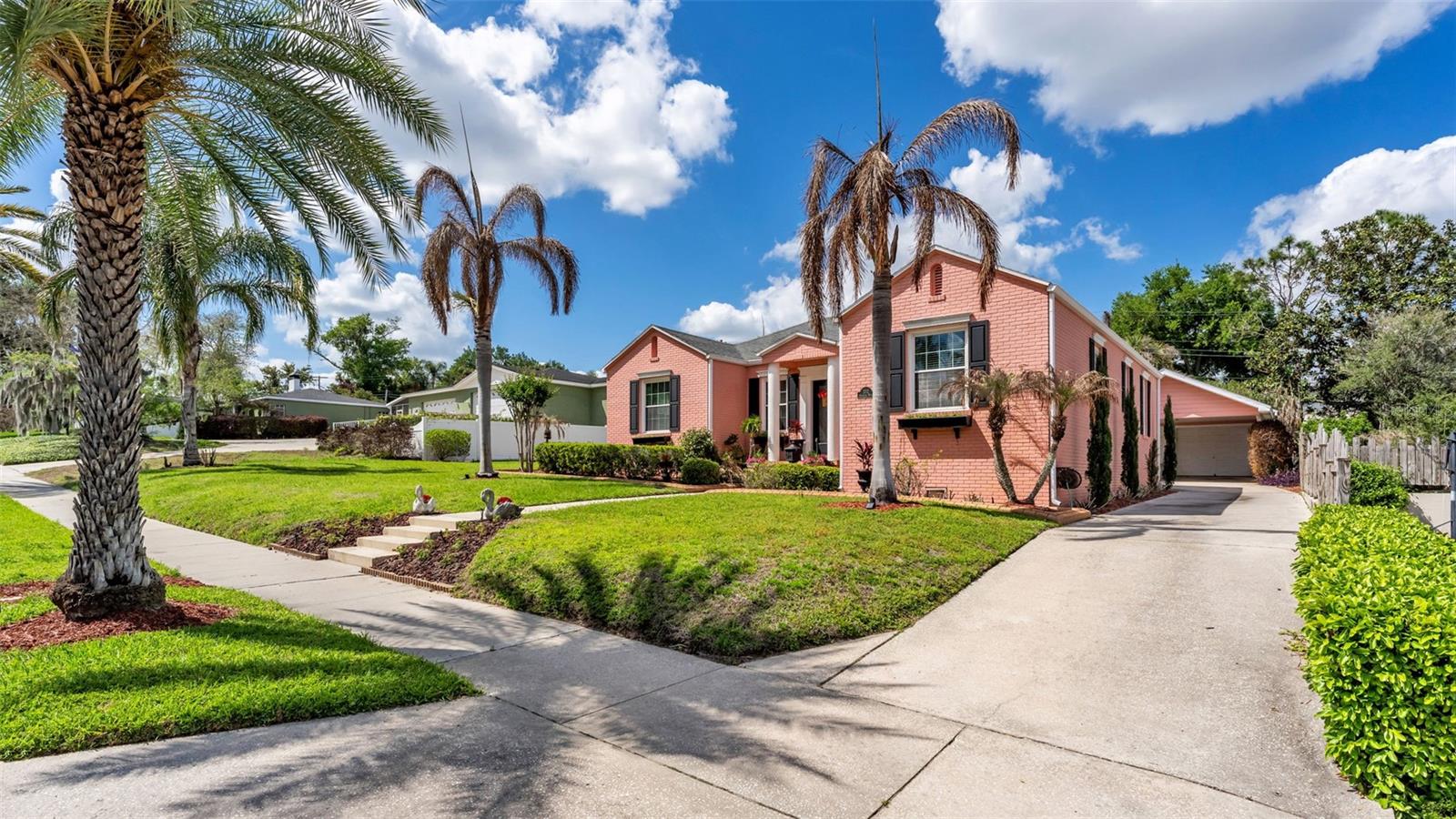 KENWITH COURT - Residential