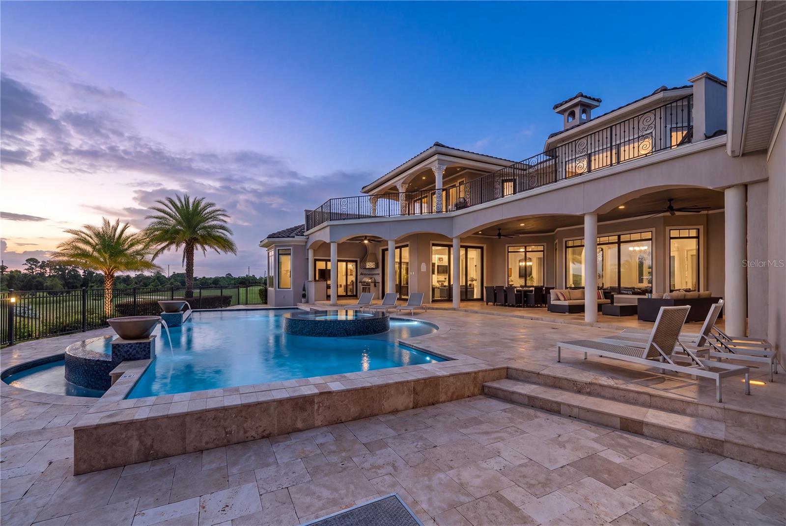 7829 PALMILLA COURT