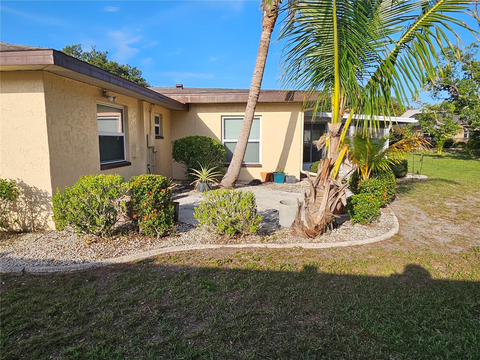 1510 FLAMINGO LANE