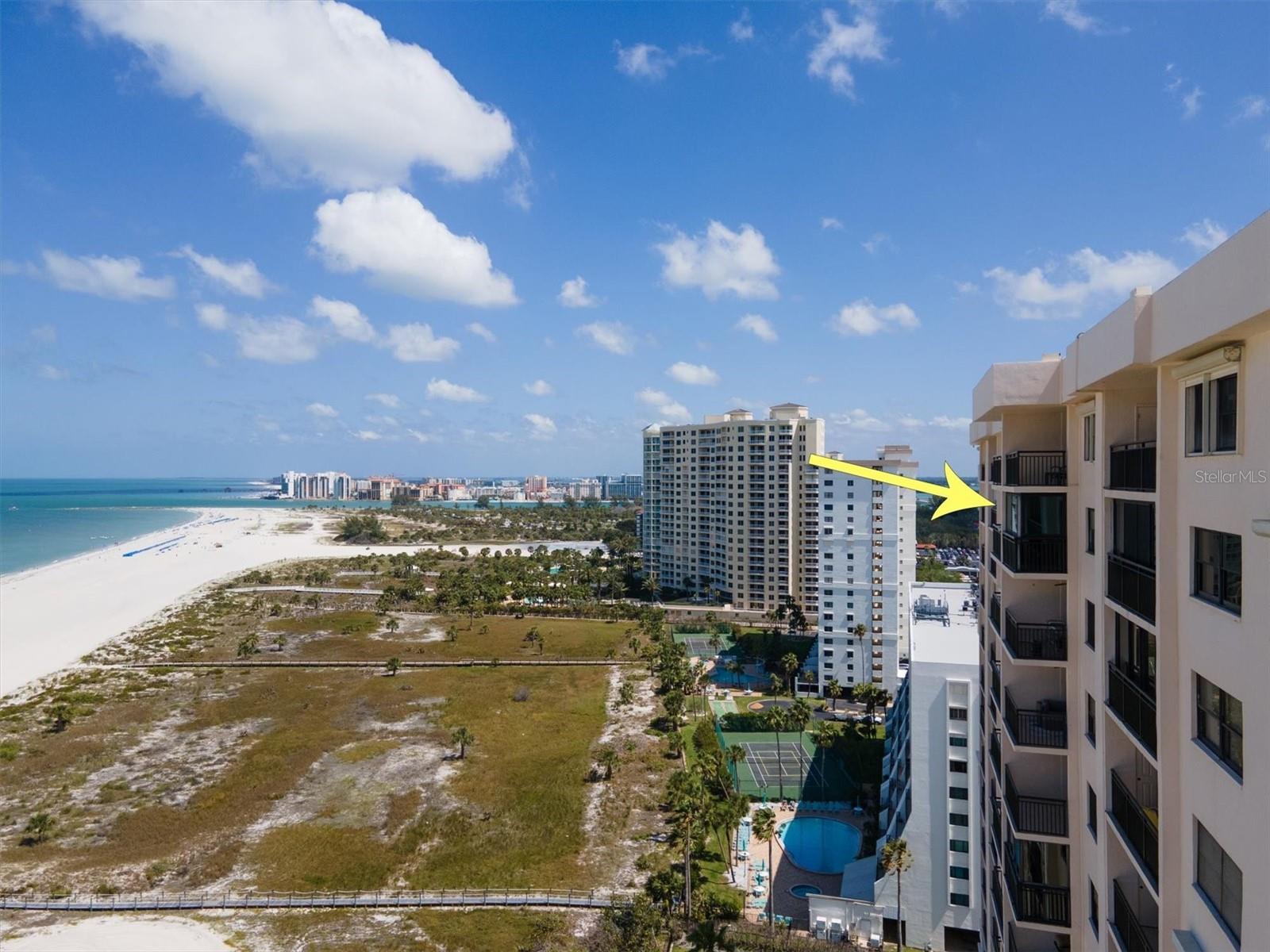 HARBOUR LIGHT TOWERS CONDO - Residential