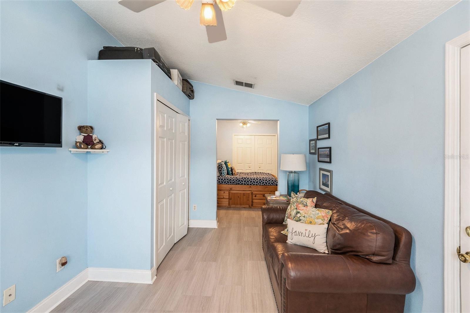 MANORS OF FOREST LAKES THE PH 2 - Residential