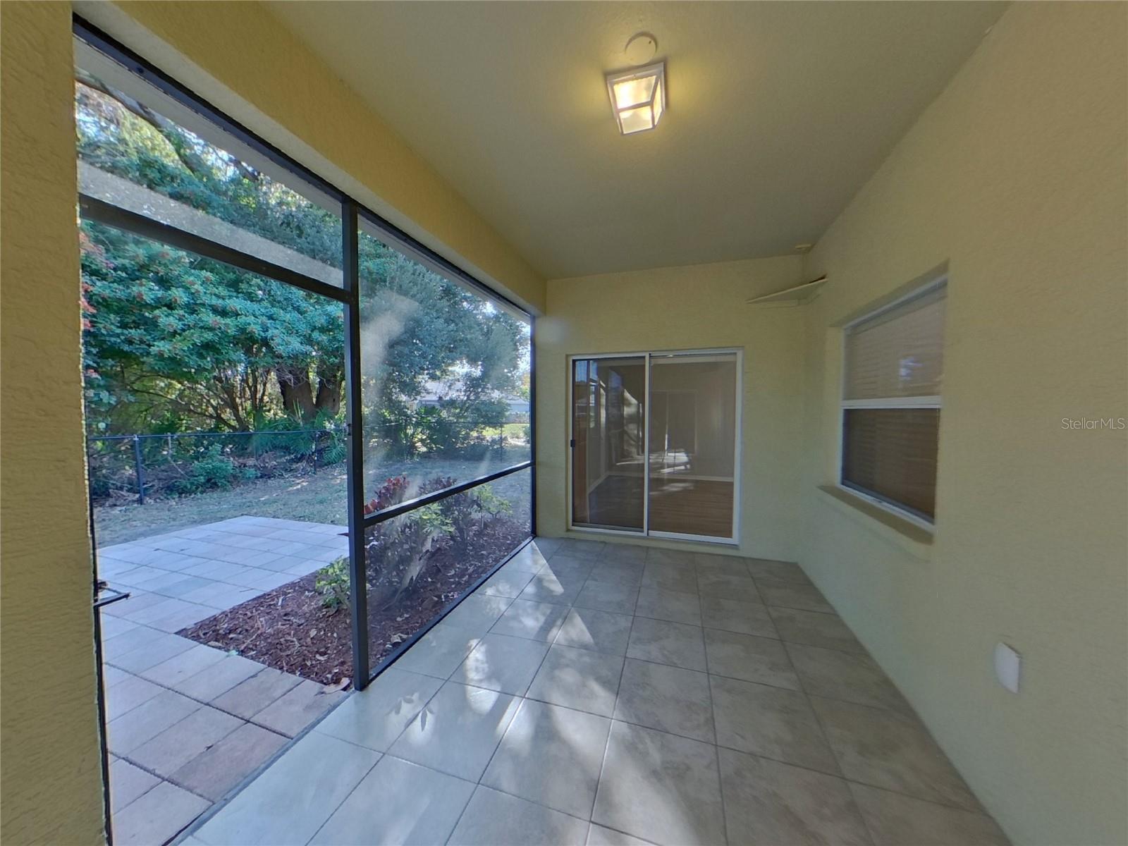 BRIARWOOD - Residential Lease