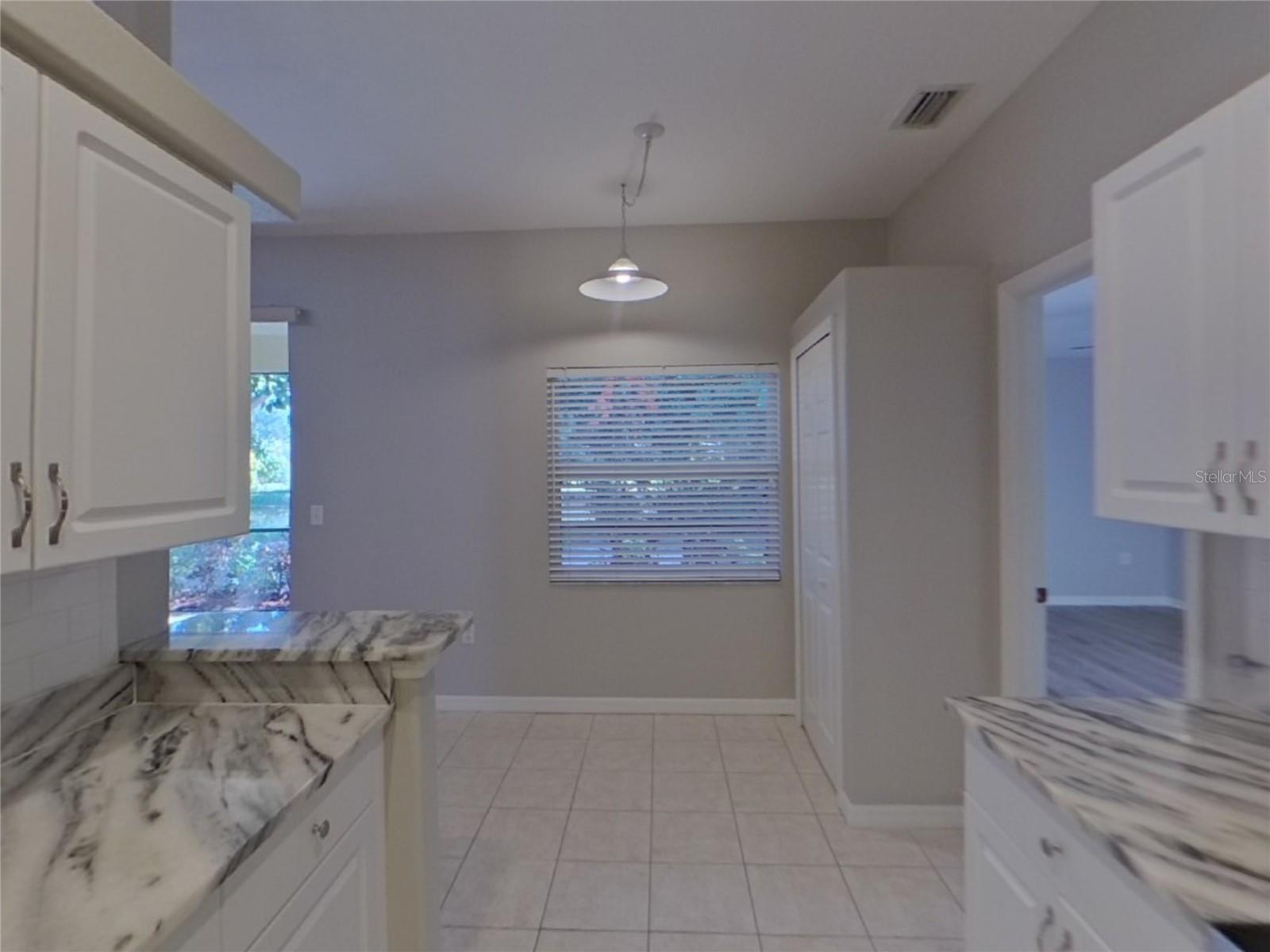 BRIARWOOD - Residential Lease