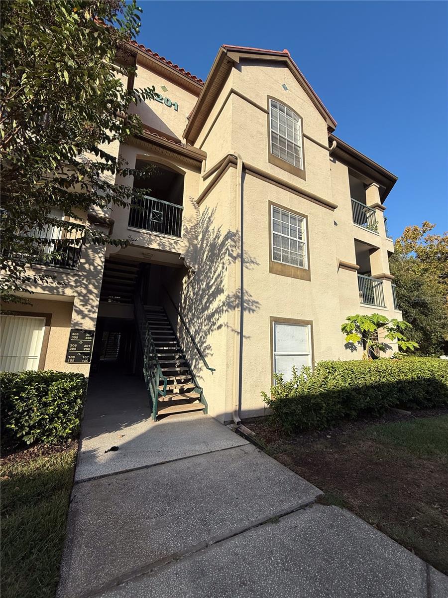 LAKEVIEW AT CALUSA TRACE - Residential