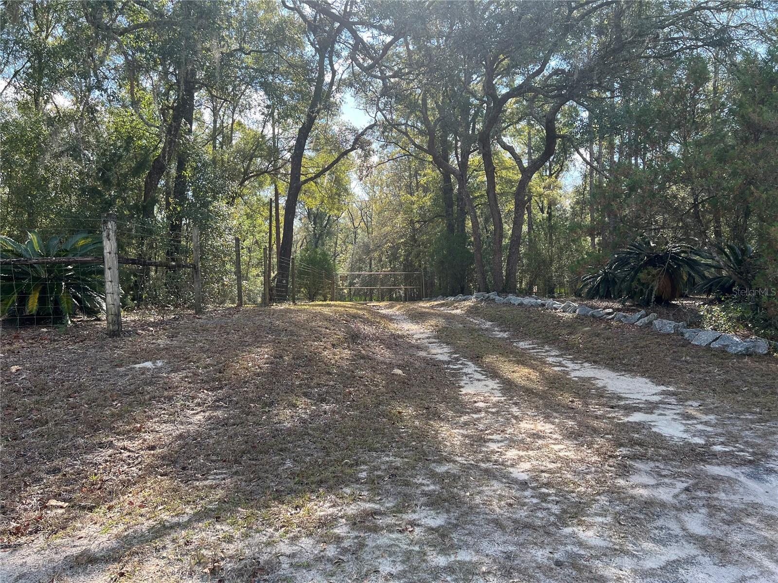 HIGH SPGS HEIGHTS SUB - Residential