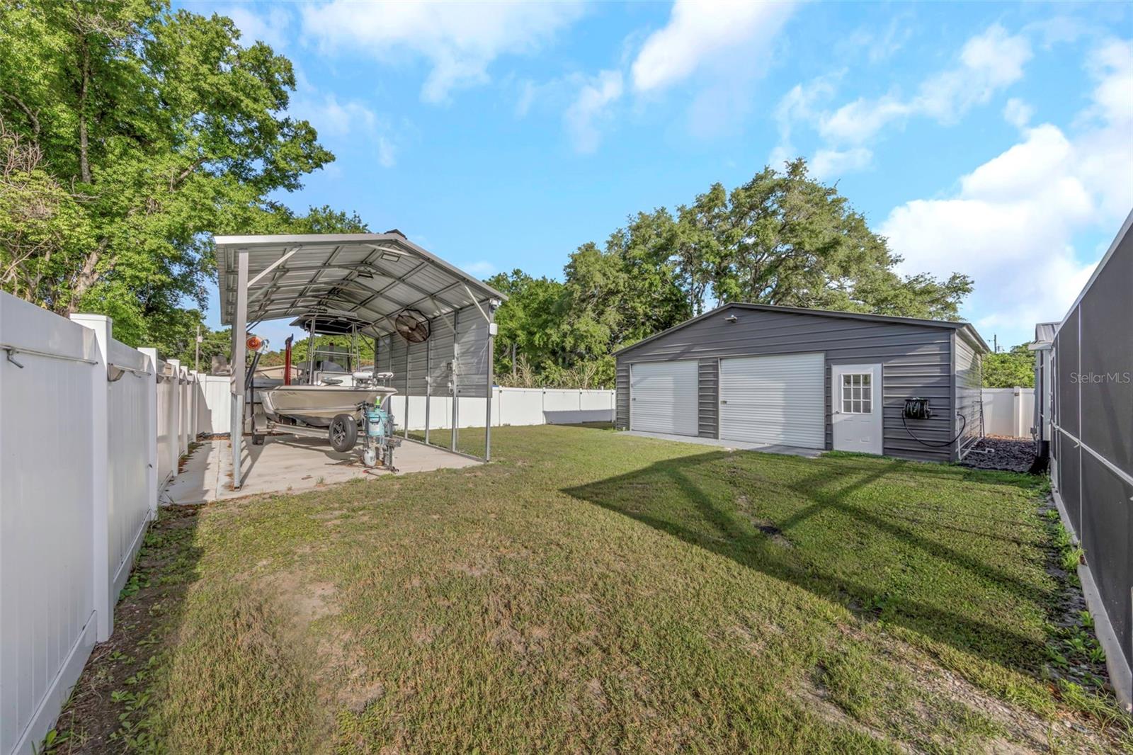 SILVER LAKE ESTATES - Residential