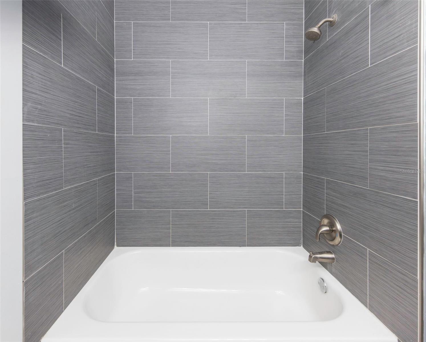 SILVER LAKE ESTATES - Residential