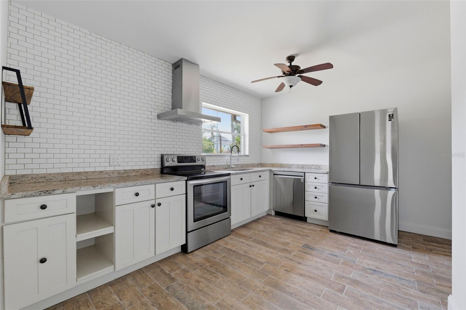 BARNARDS SUB D E - Residential Income