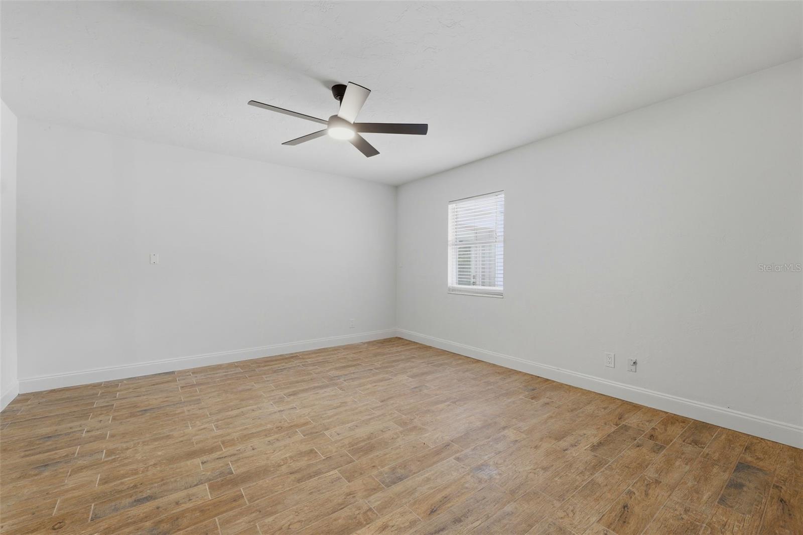 BARNARDS SUB D E - Residential Income