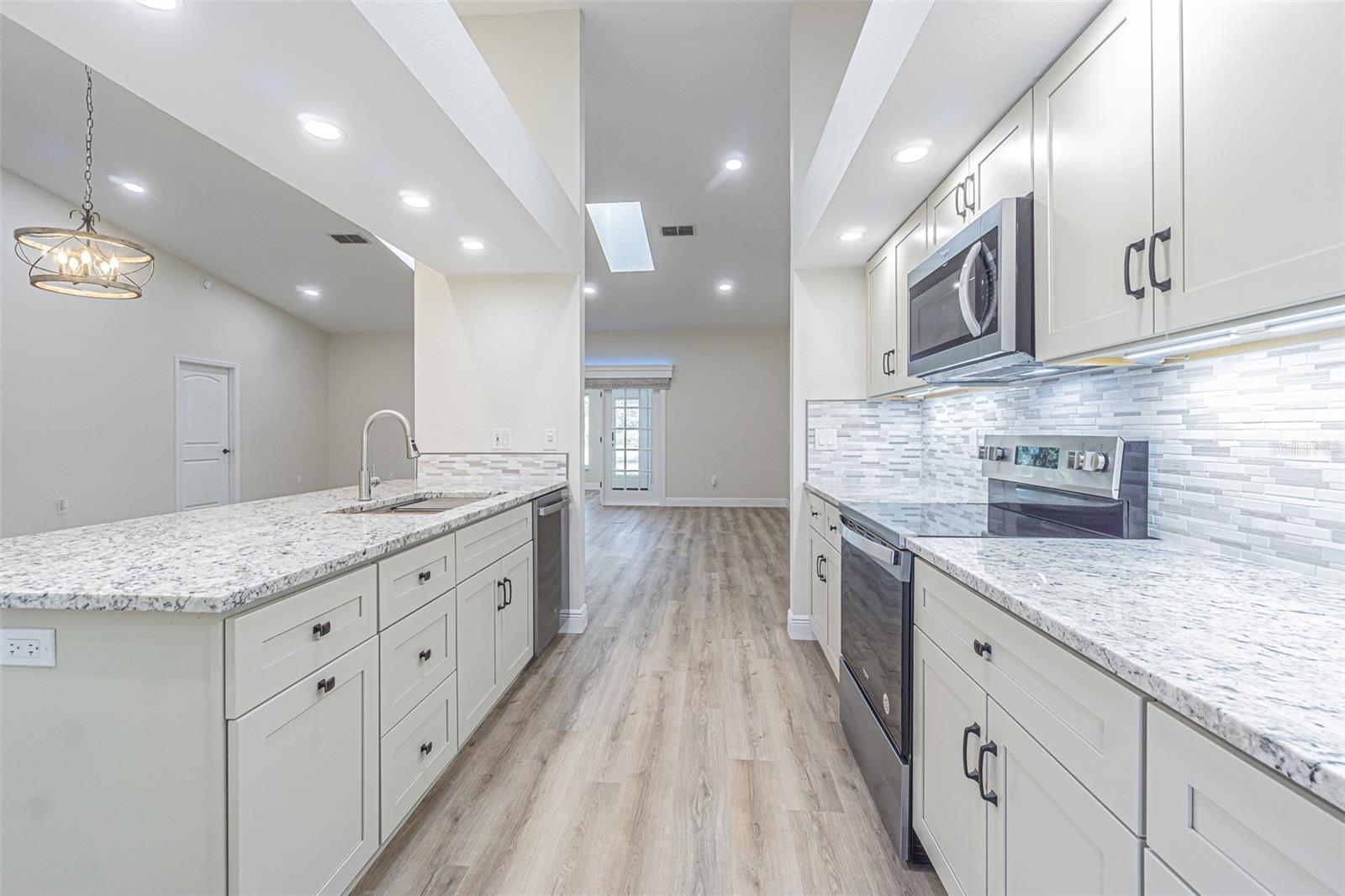 6533 BRENTWOOD DRIVE