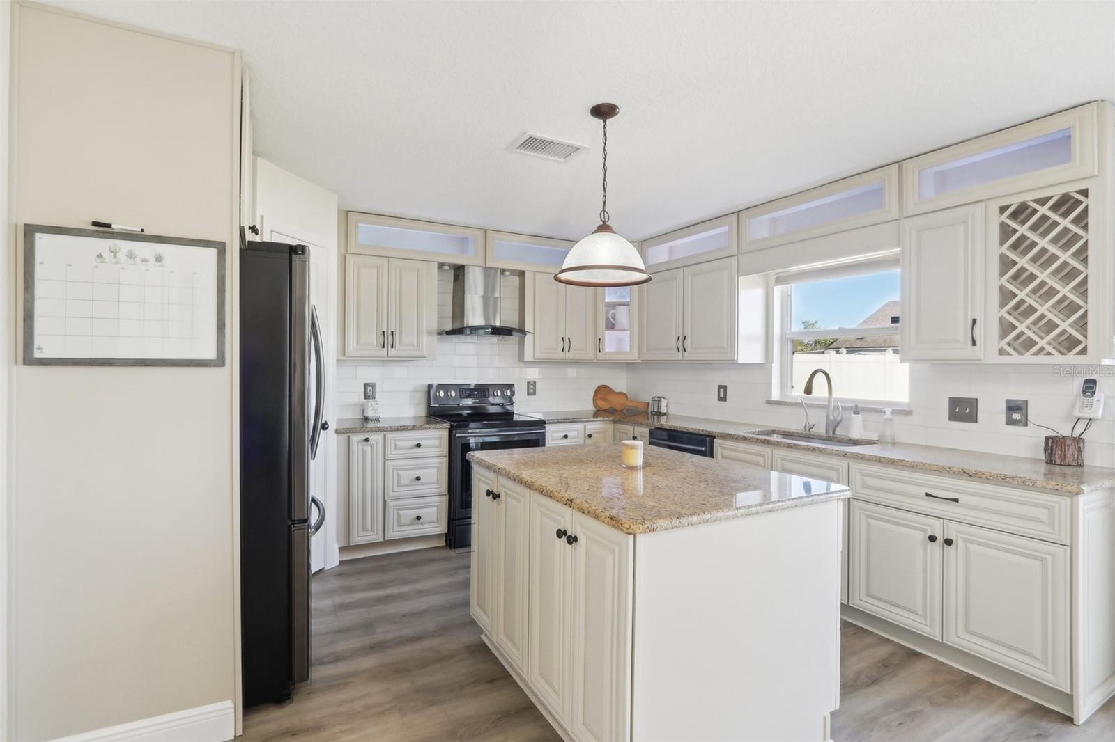 16035 WILKINSON DRIVE