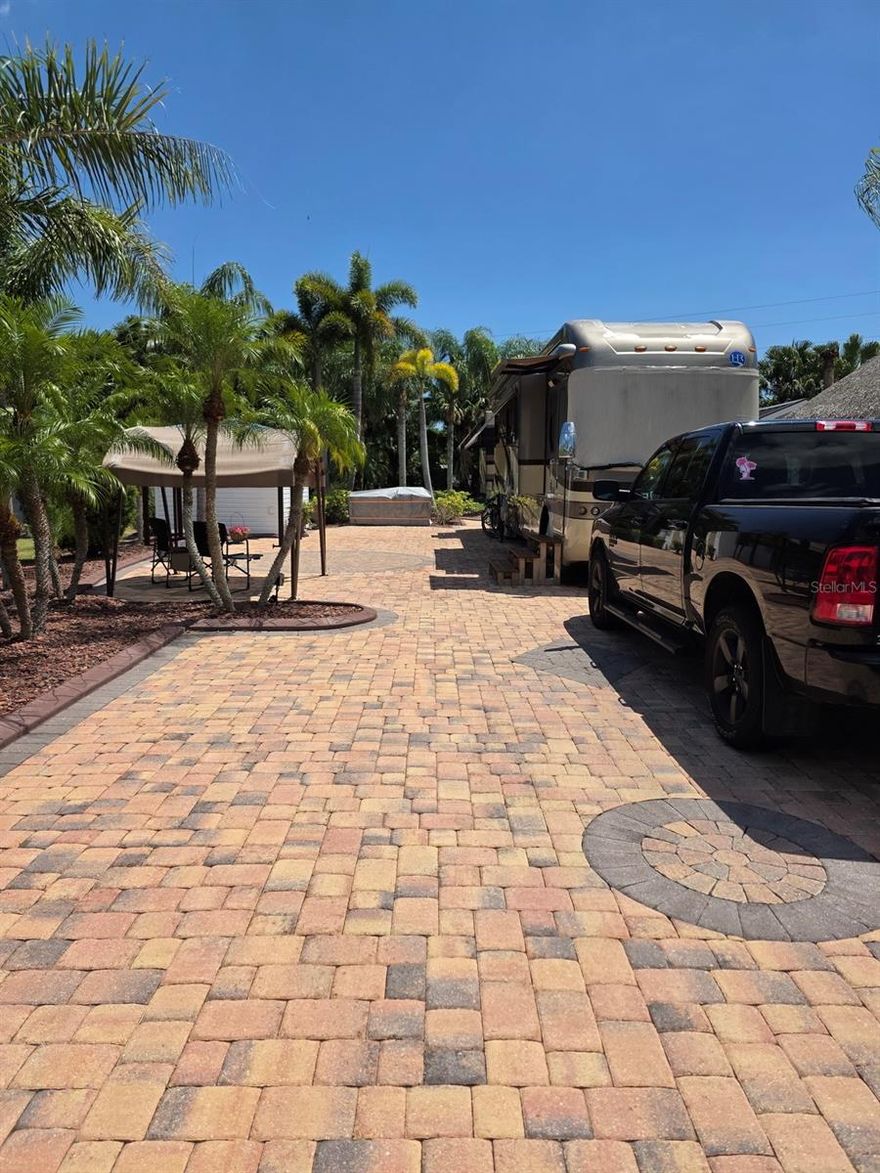 SILVER PALMS 5 STAR RV RESORT, This is a beautifully landscaped lot.  It has an area in the back of lot that is common element and your to use.  You just cannot build on it.  The Casita has a kitchen and a commode for convenience.   This Resort has pickle ball, tennis court, basket ball, billiards room, library, fitness room, and a card room.  It has a nice clubhouse, heated pool, Jacuzzi, Members Lounge, Restaurant.  This Resort has it all.

Please don't let this one go.