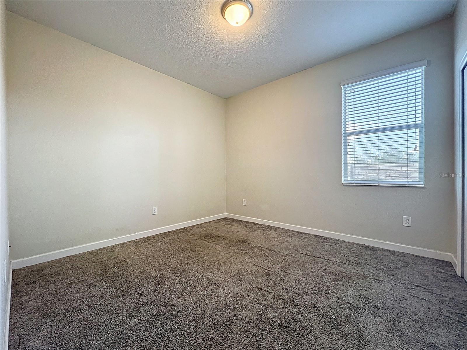 OAKS AT MOSS PARK - Residential