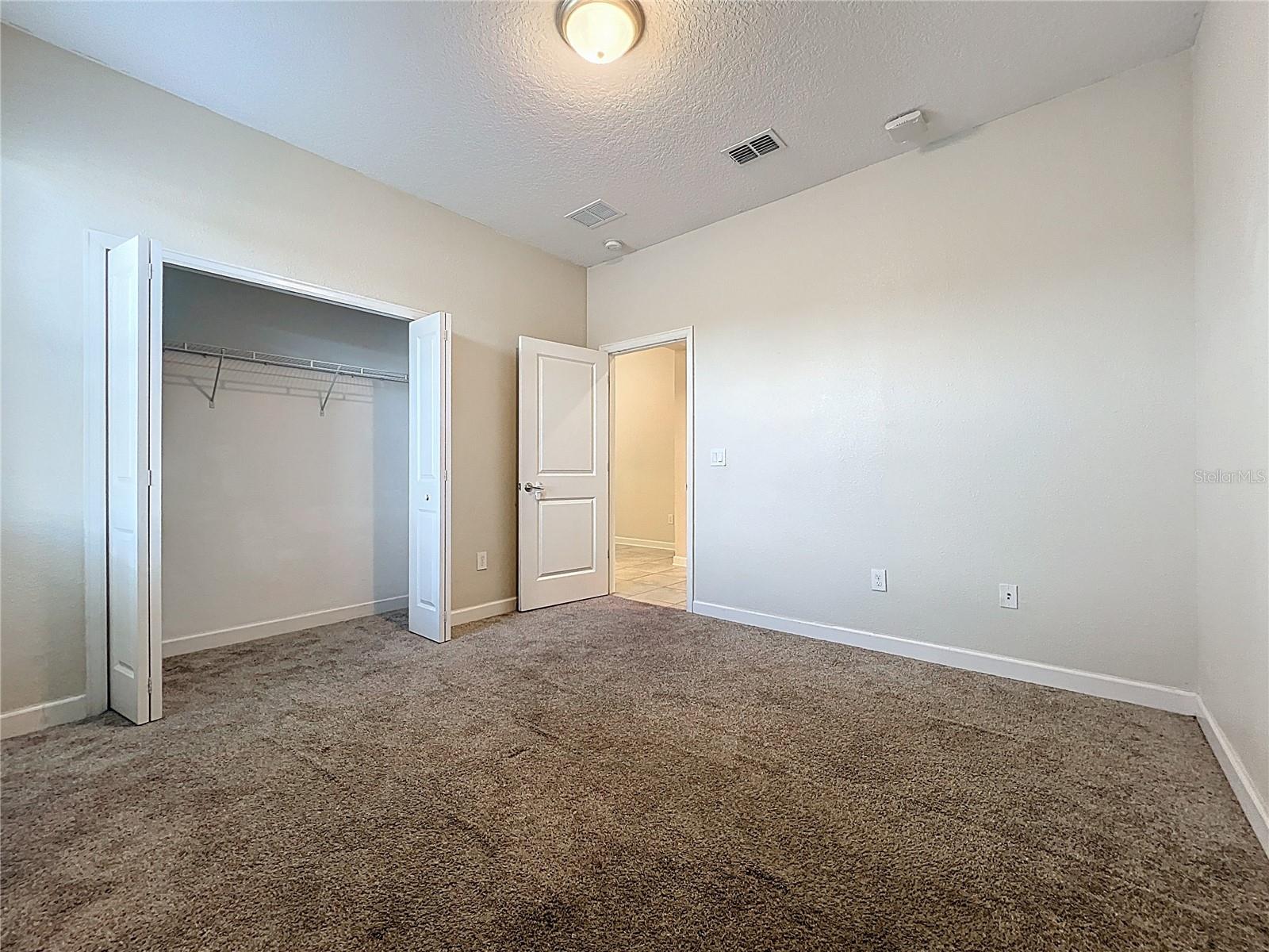 OAKS AT MOSS PARK - Residential