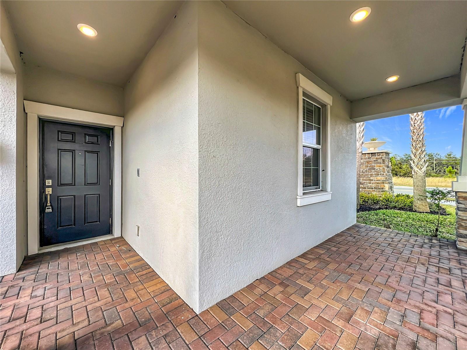 OAKS AT MOSS PARK - Residential